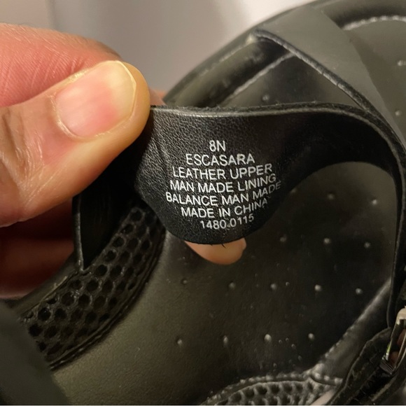 Easy Spirit sandals - Picture 4 of 4